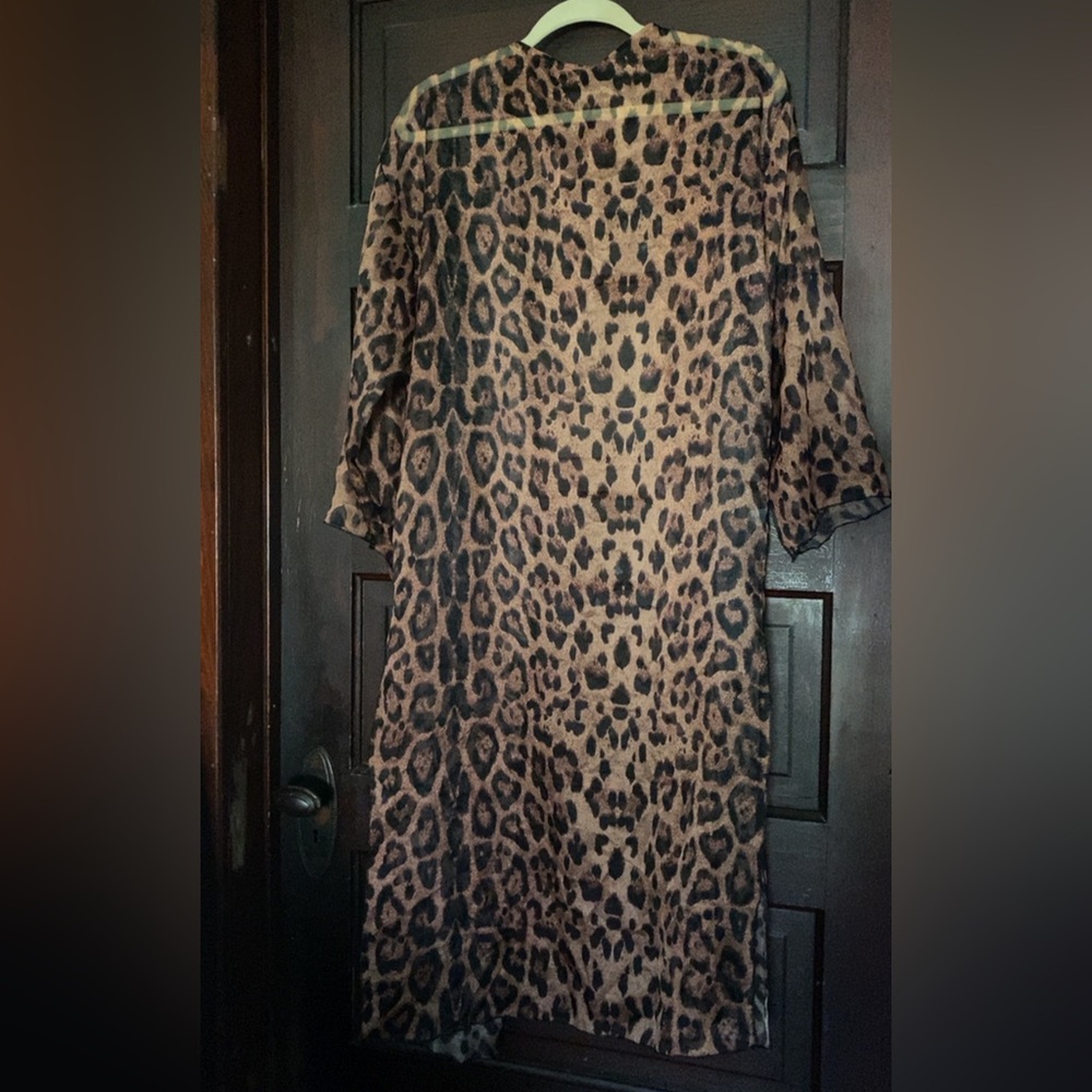 Leopard pattern shaw - Picture 2 of 2